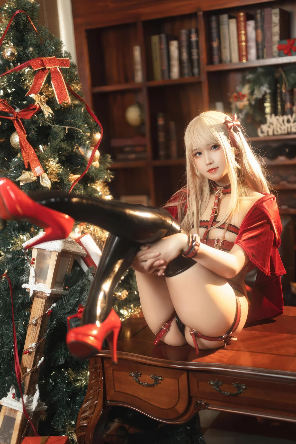 三度_69 - No.088 圣诞小红帽 [35P-230MB] tg@simisebaisi 【丝足阁】014.webp